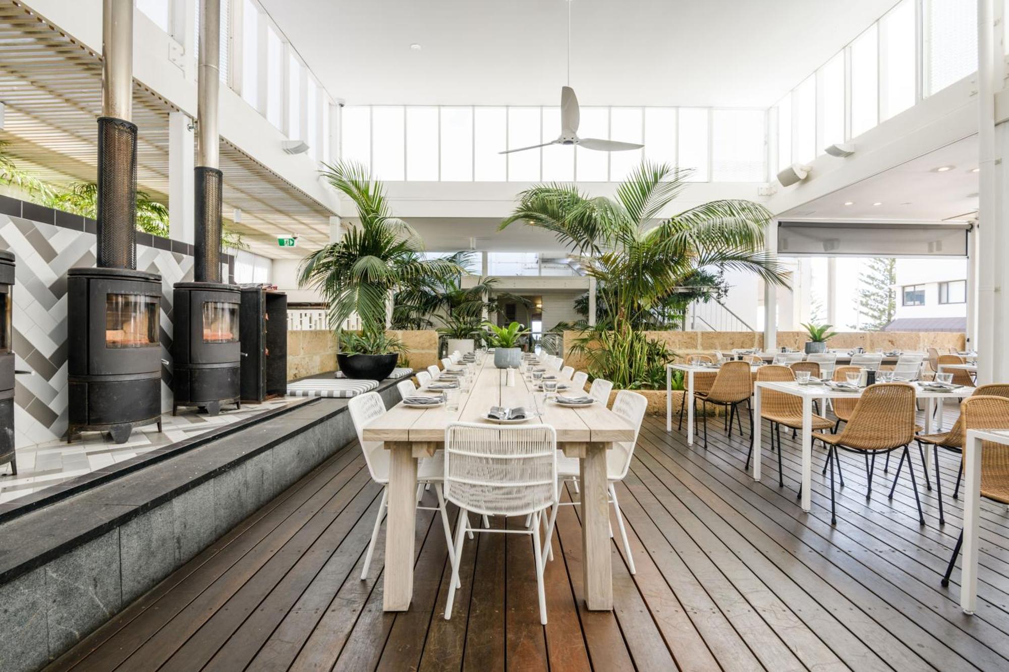 Cottesloe Beach Hotel Perth Exterior foto
