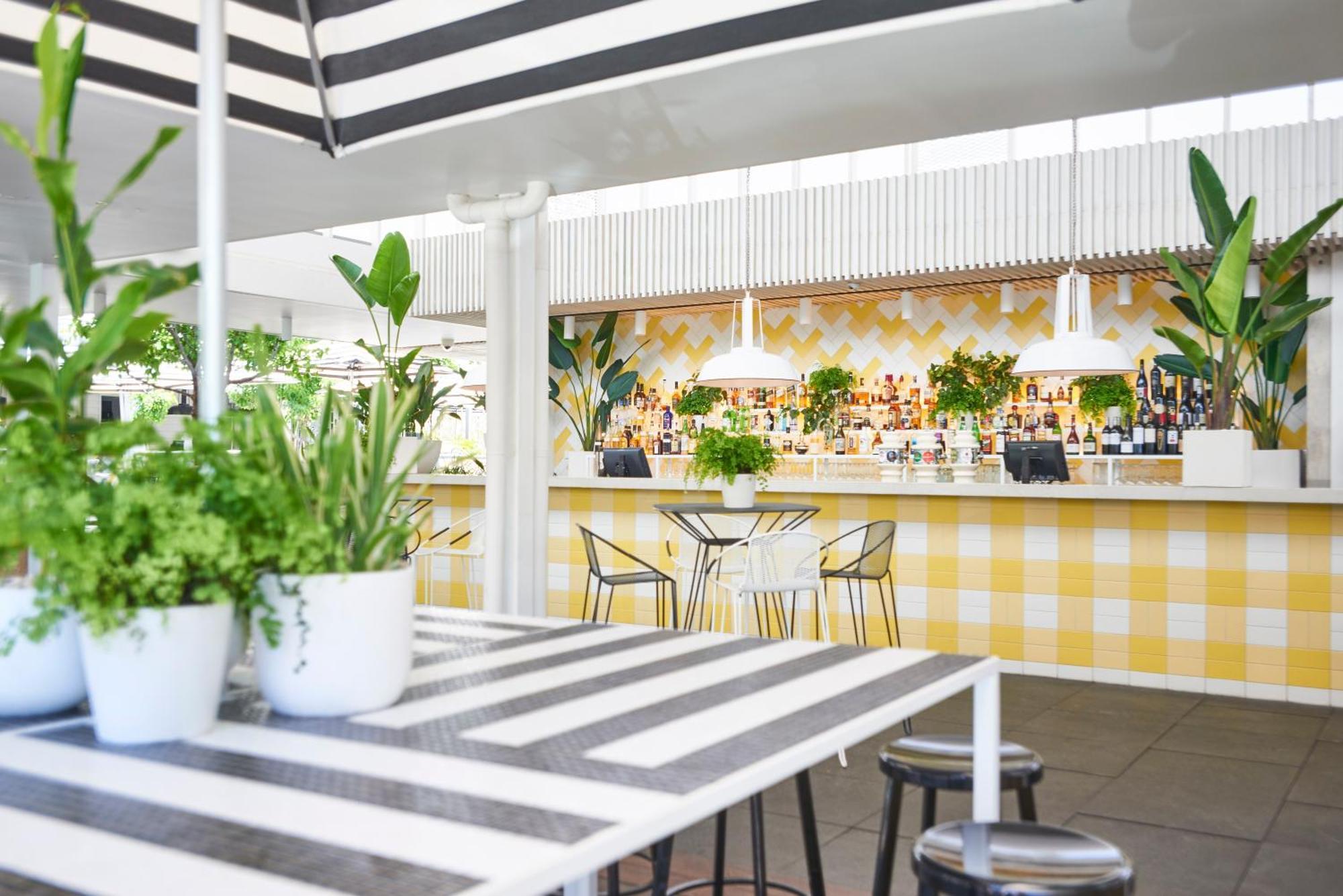 Cottesloe Beach Hotel Perth Exterior foto